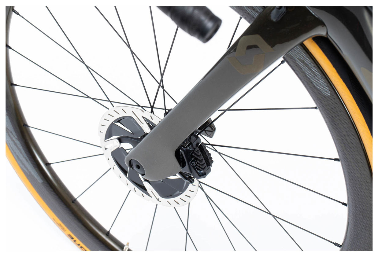 Шоссейный велосипед Scott Foil Premium disc 2019