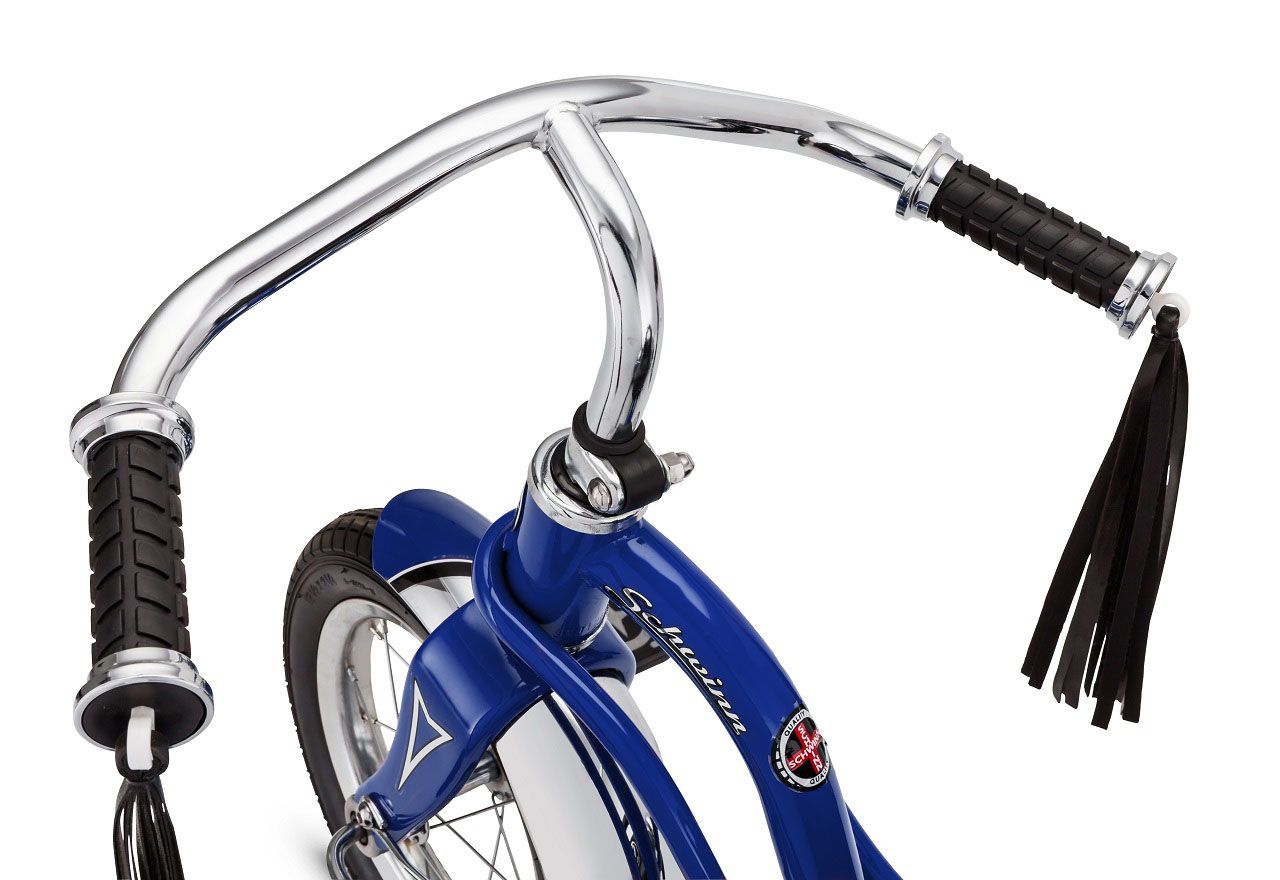 Трехколесный детский велосипед Schwinn Roadster Trike 2018