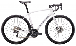 Белый велосипед  Trek  Domane SLR 7 Disc  2019